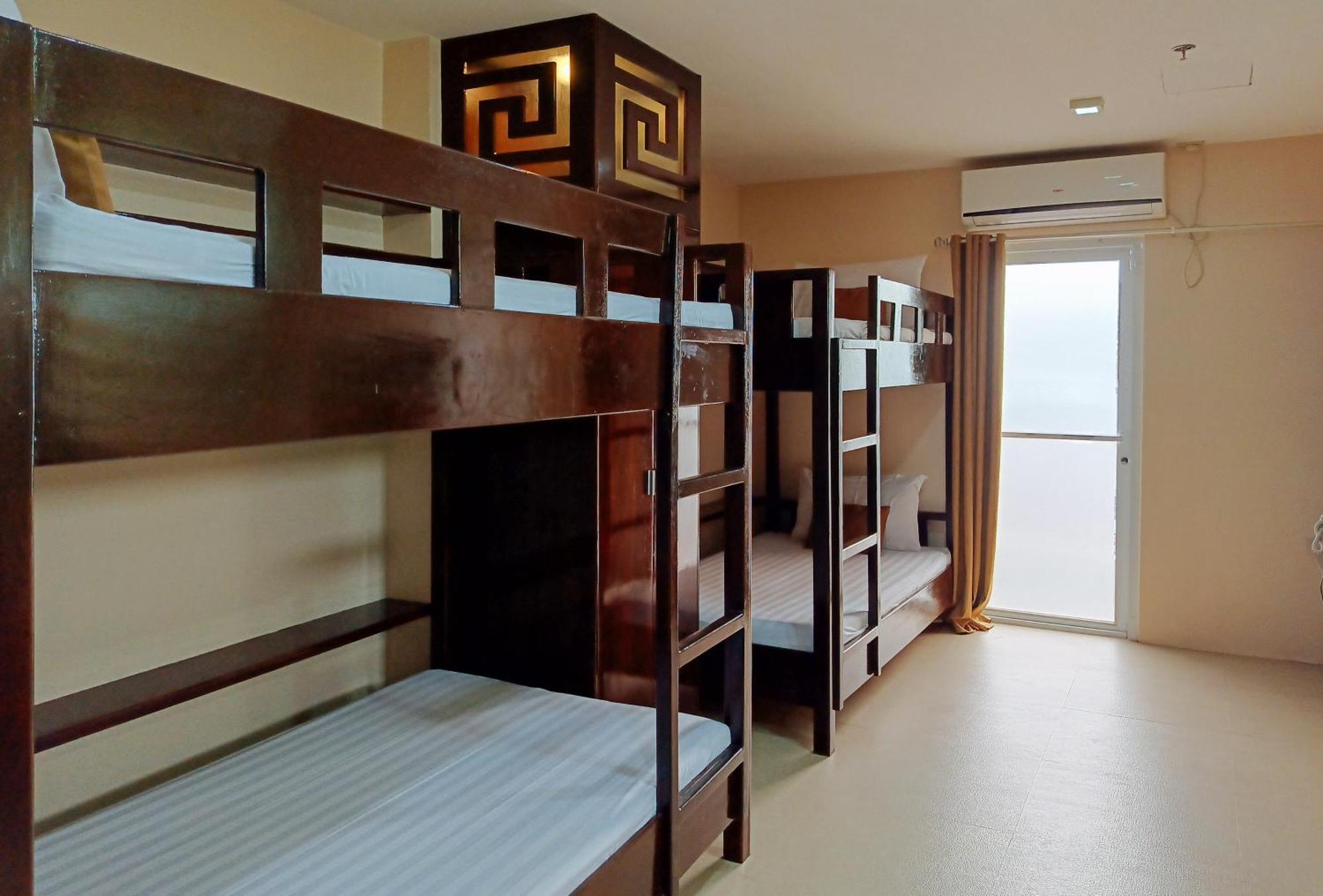 Hotel Juliana By Reddoorz Tuguegarao City Exterior photo
